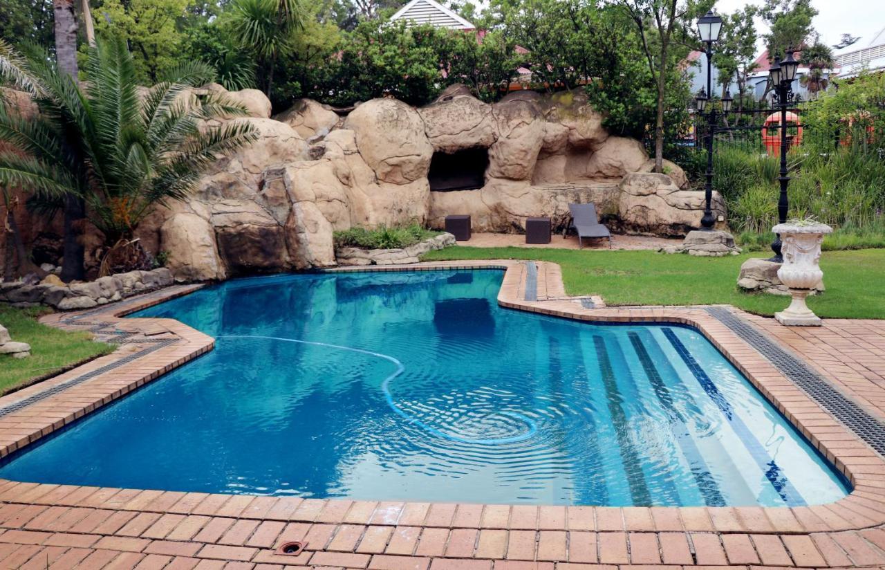 Gold Reef Theme Park 4*