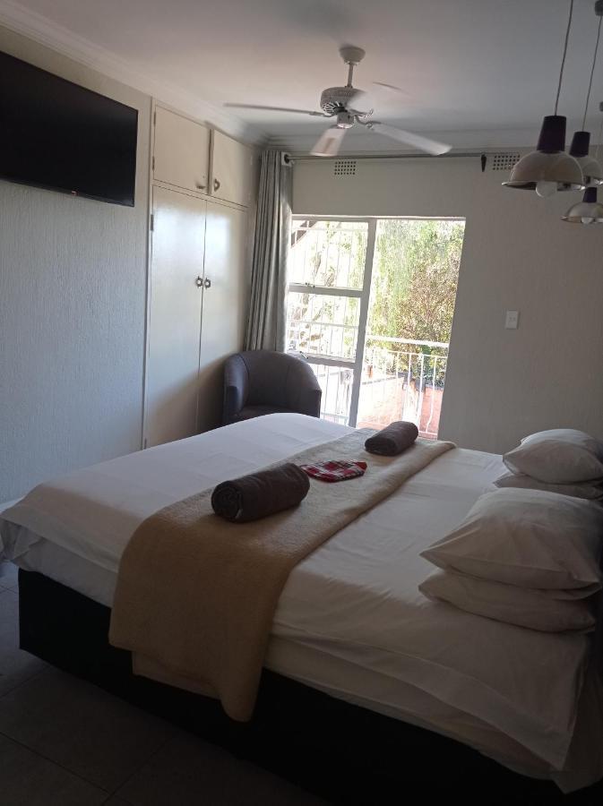 Sandton Bed & Breakfast 3*