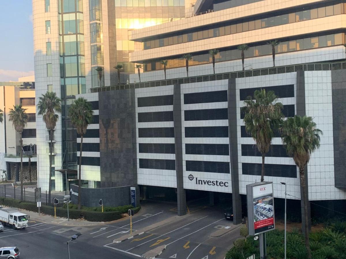 B&m Sandton Apartment. Johannesburg