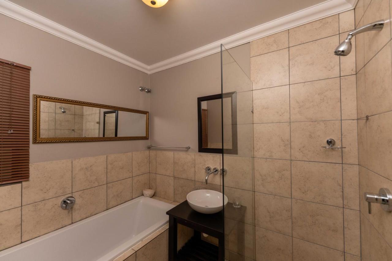Fatmols Guest Guest house Johannesburg