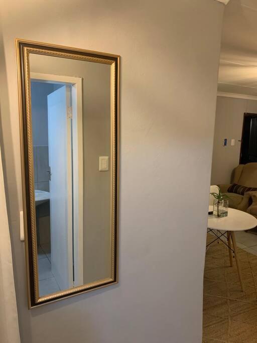 Apartamento Modern 1 Bedroom Flat With Uninterrupted Wifi *