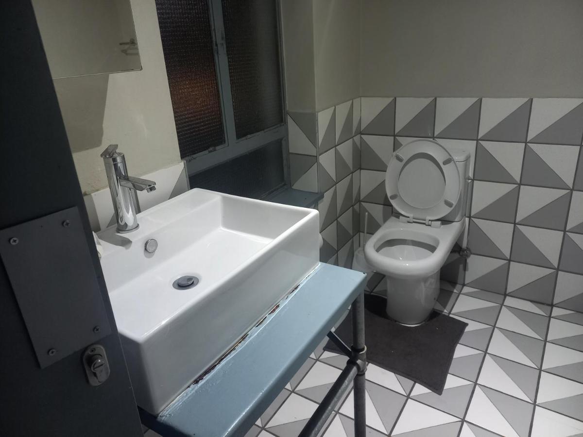 The Bachelor Pad * Johannesburg