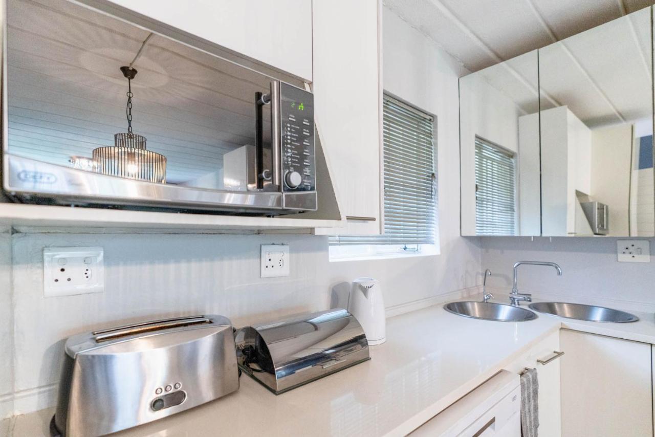 Apartment Modern 2 Bedroom In Vibrant Melville 99 *