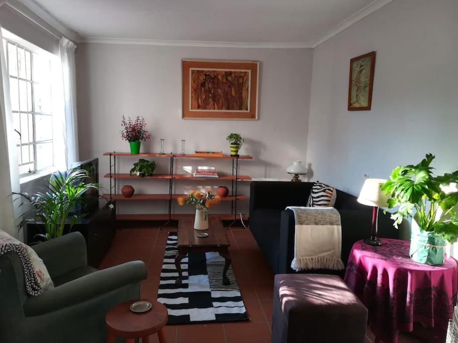 Bright And Sunny Private Self-catering * Johannesburg