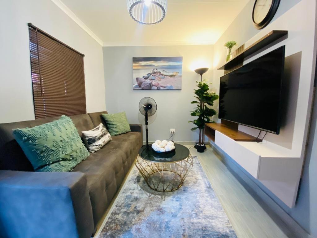 Apartment The Curve Unit 2