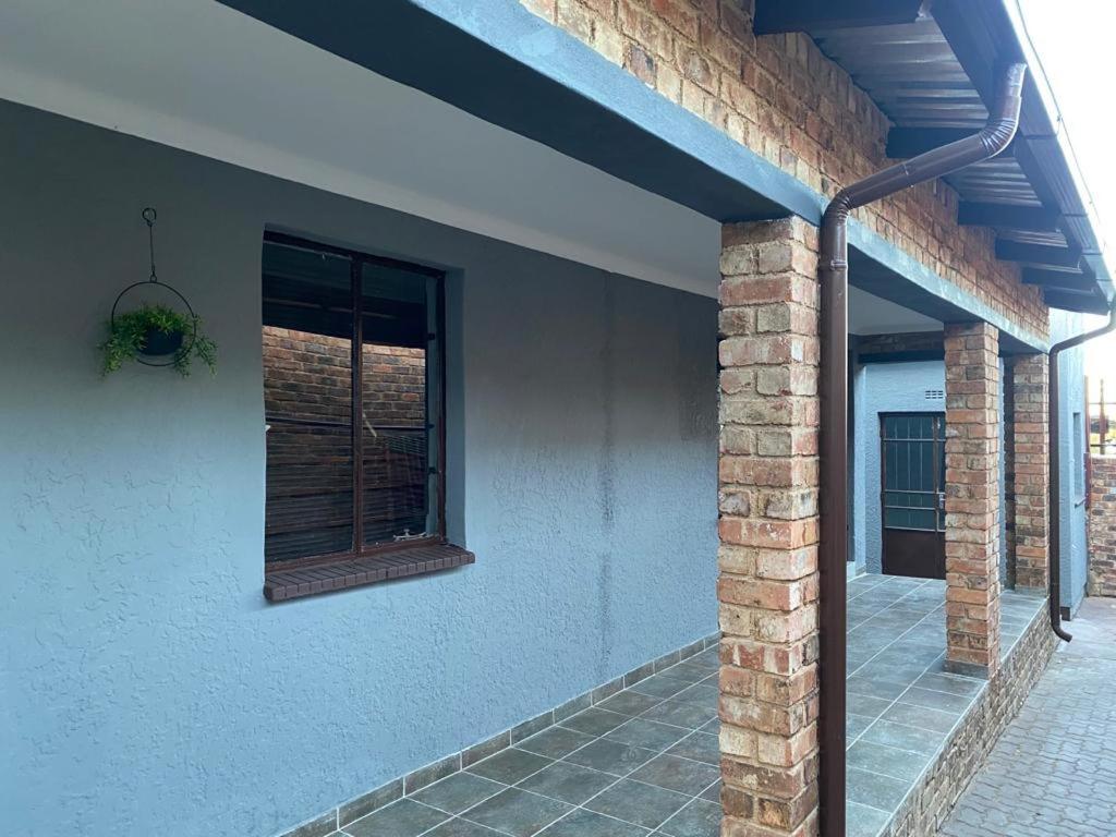 6 The Curve Unit 4 Apartment Johannesburg