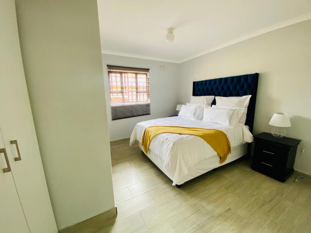 6 The Curve Unit 4 Johannesburg