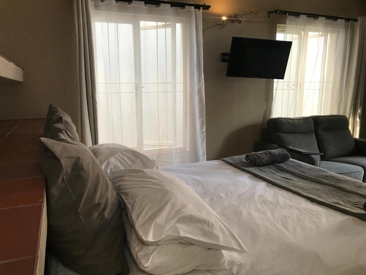 Aluve Ở trọ Johannesburg
