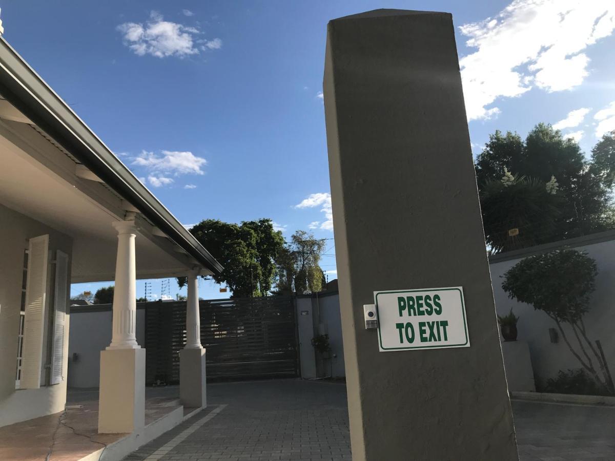 Ở trọ Aluve Johannesburg
