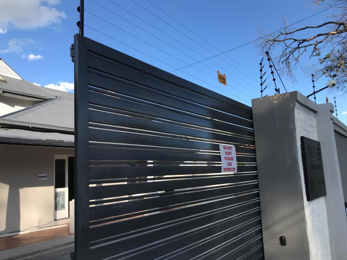 Ở trọ Aluve Johannesburg