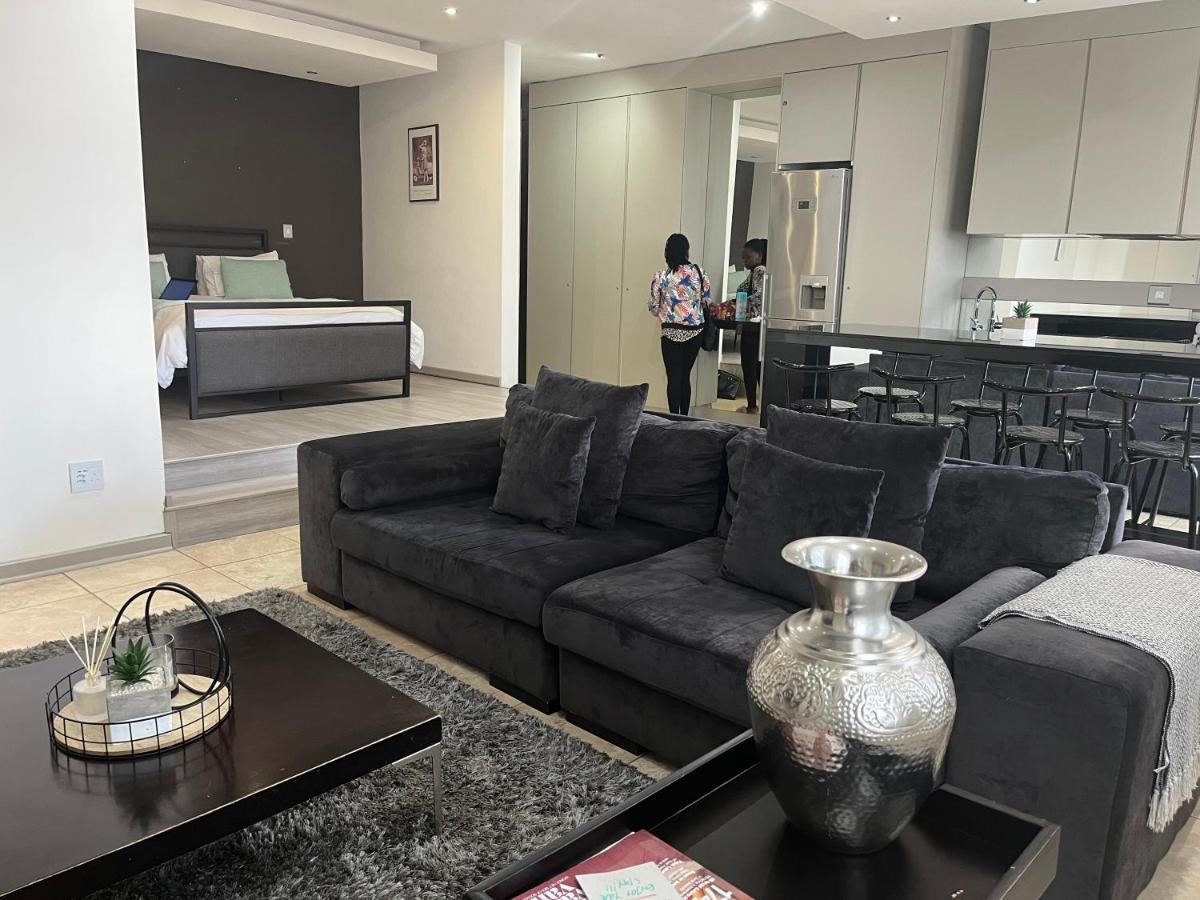 The Franklin Luxury Apartment *