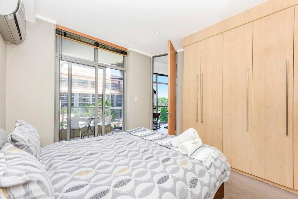 Sandton Hydro - 1 Bedroom Johannesburg