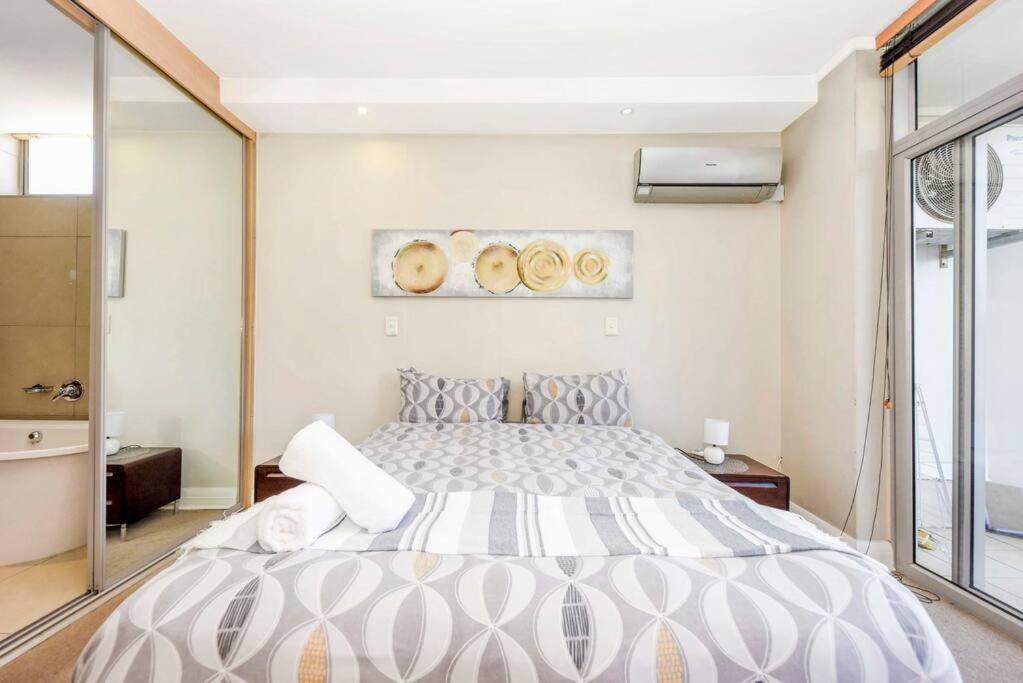 Apartment Sandton Hydro - 1 Bedroom Johannesburg