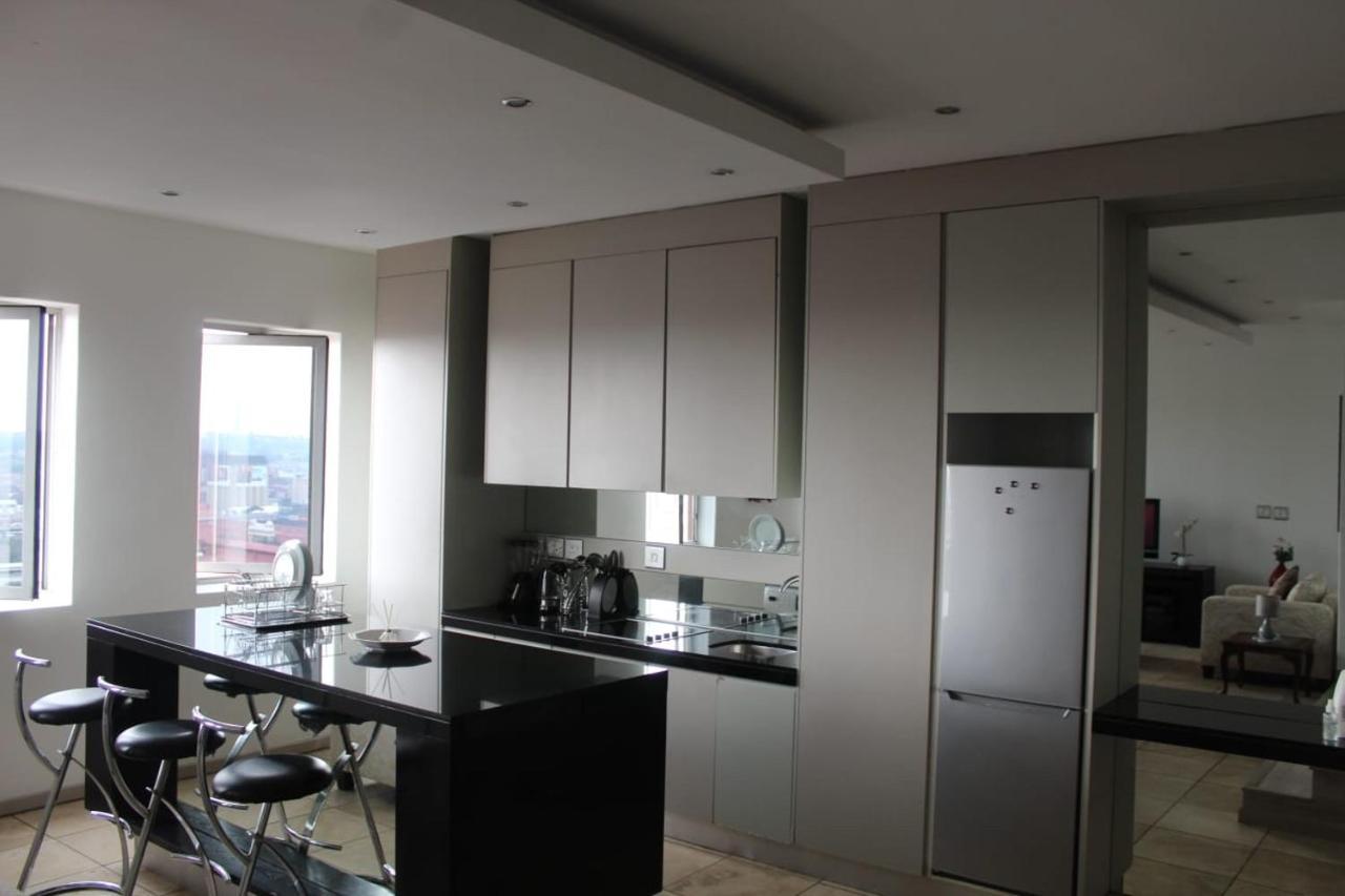 Cosy Serene In Newtown With Wifi Apartment *