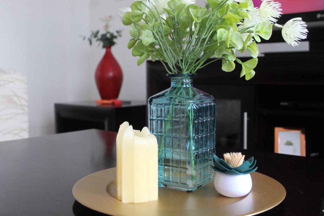 Cosy Serene In Newtown With Wifi Apartment