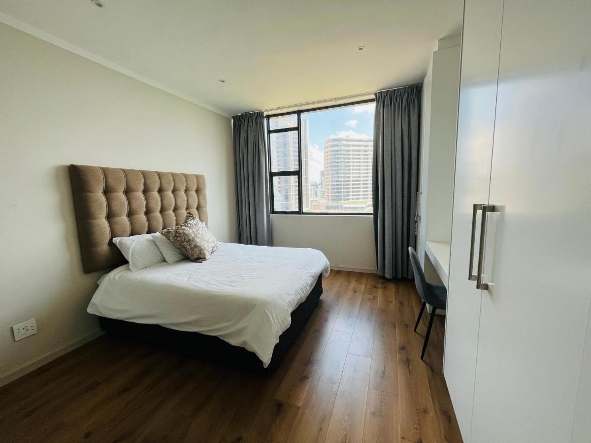 Spacious 2-bedroom Masingita Towers * Johannesburg