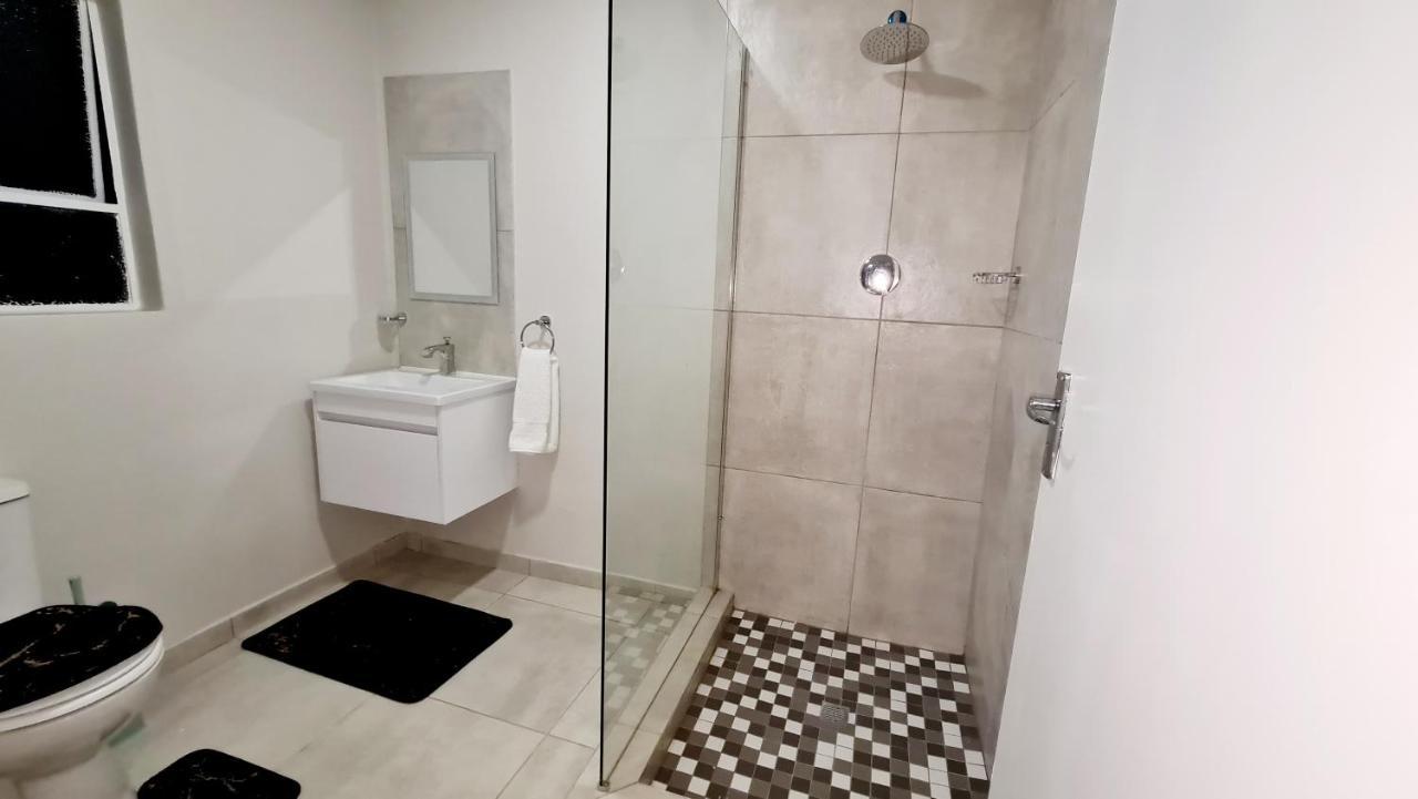 Bagley Terrace 145 * Joanesburgo