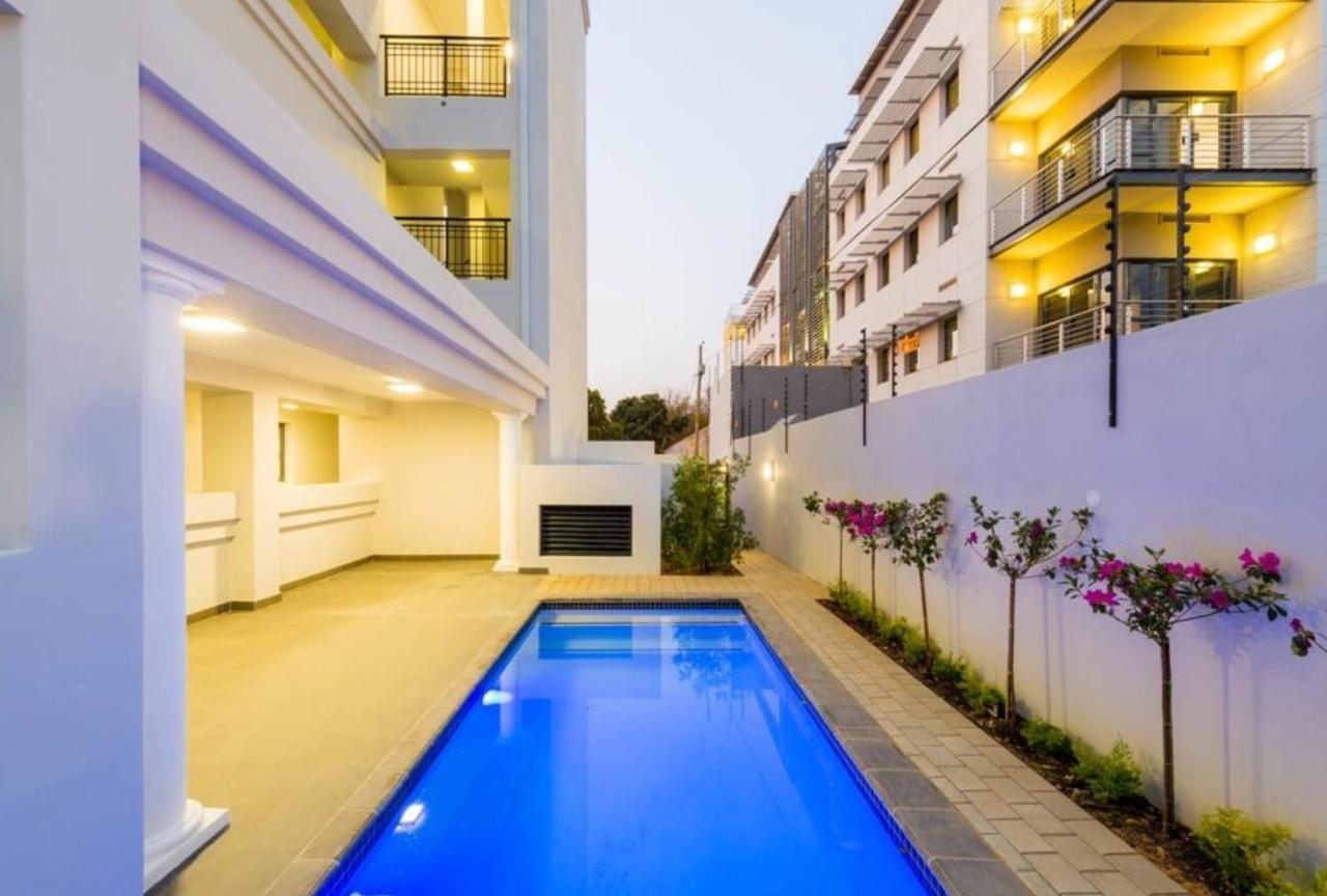 Cottonwoods For Family, Friends And Business Trips. Apartment Johannesburg