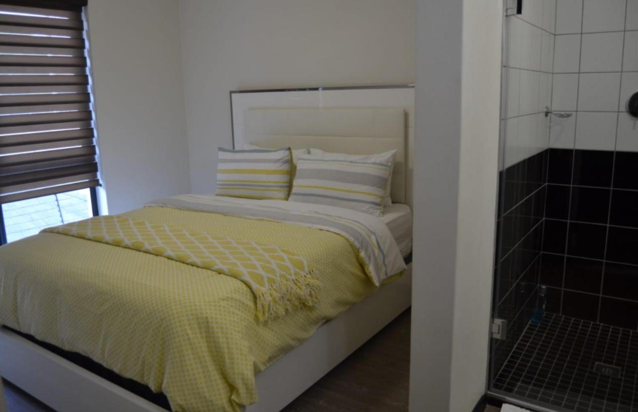 Cottonwoods For Family, Friends And Business Trips. Johannesburg