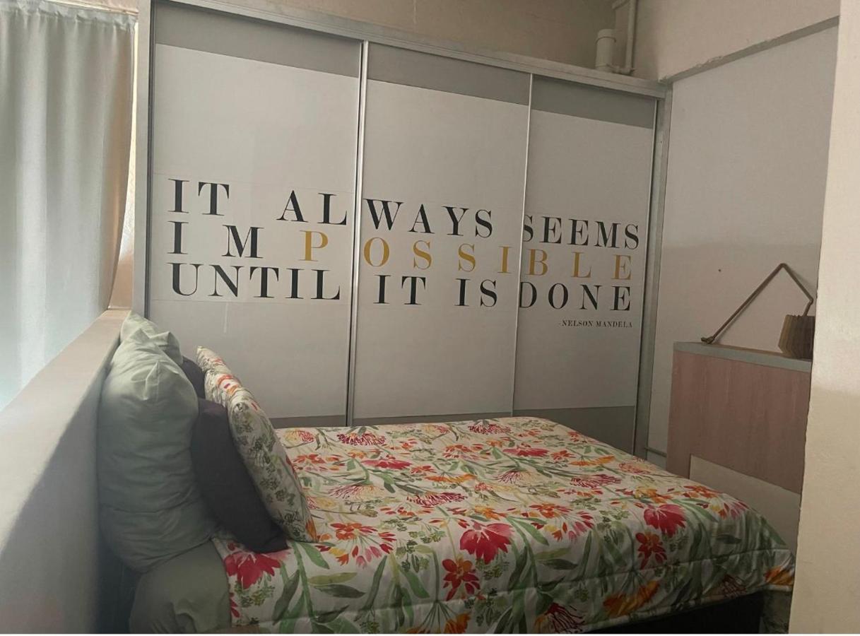 Living Moad 4 Sleeper Apartamento Joanesburgo