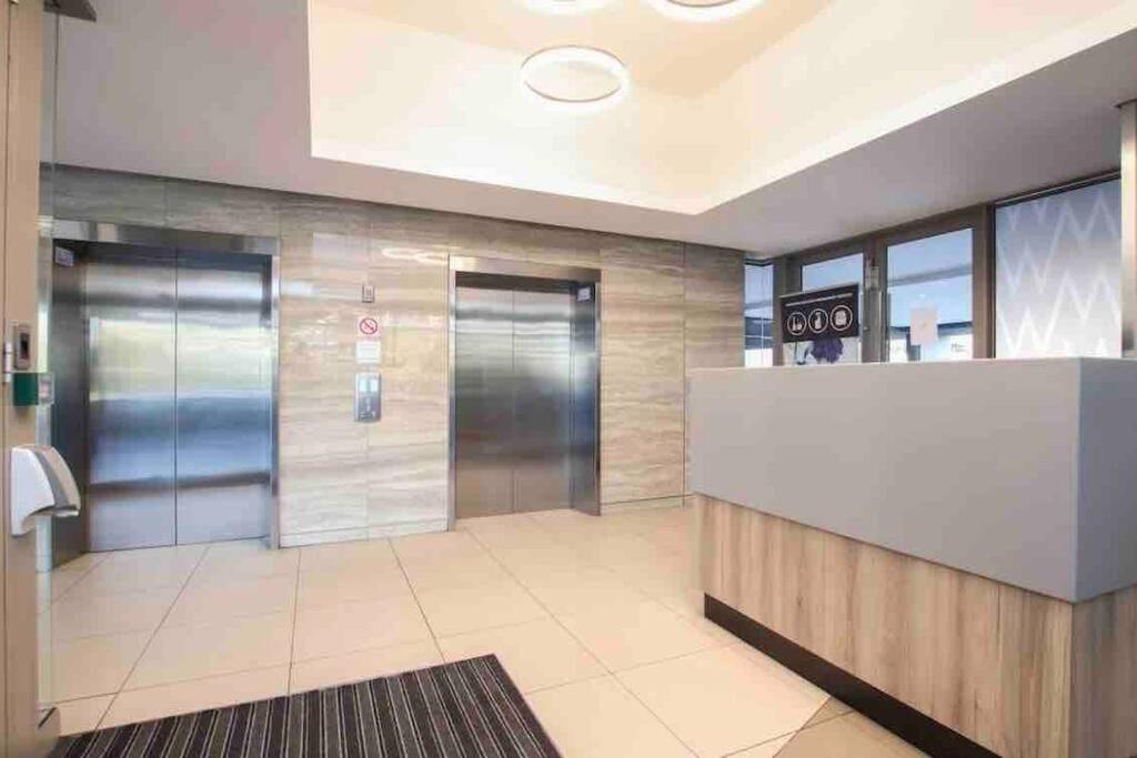 Spacious 2-bedroom Masingita Towers