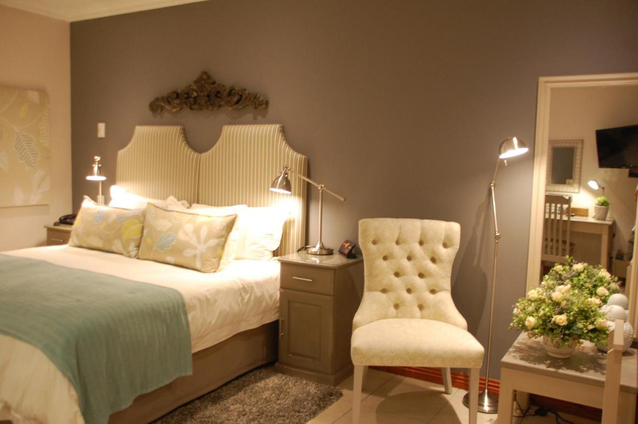 Bed & Breakfast Rivonia Premier