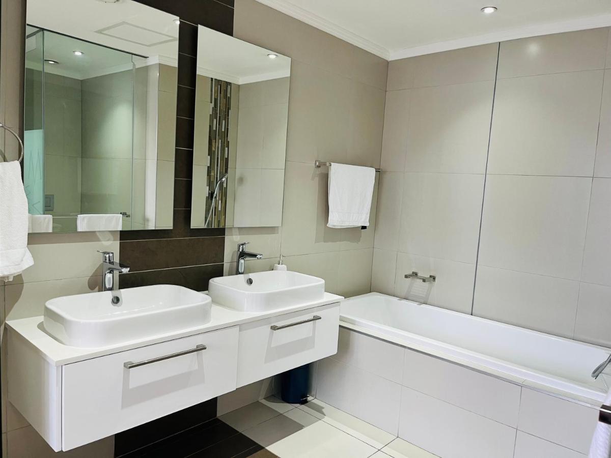 Apartment Spacious 2-bedroom Masingita Towers *