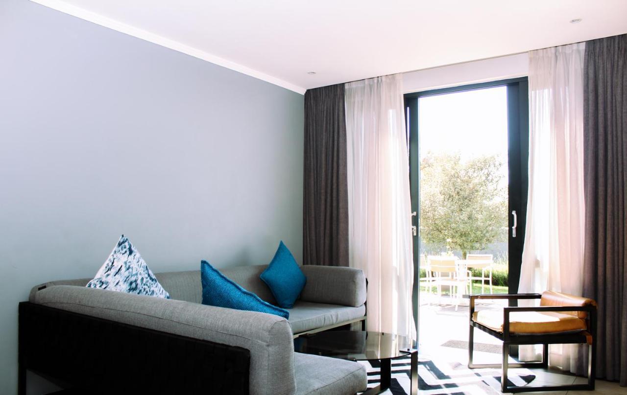 The Max Sandton * Johannesburg