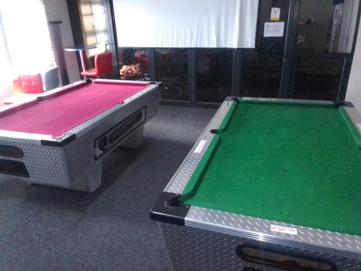 Apartment Living Near Nelson Mandela Bridge & Wits Uni *