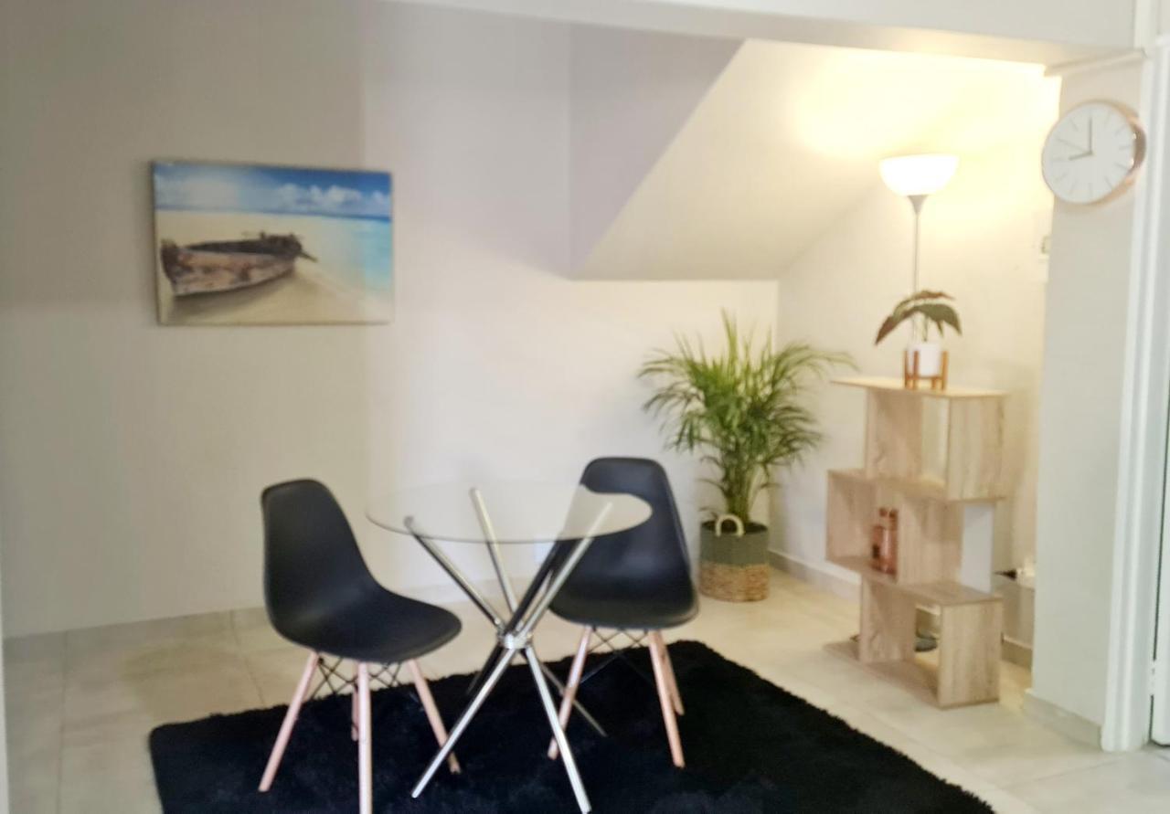 Bagley Terrace 145 * Joanesburgo
