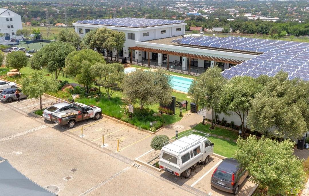 Apartment Royal Xtian No Loadshedding 2 Bed Johannesburg