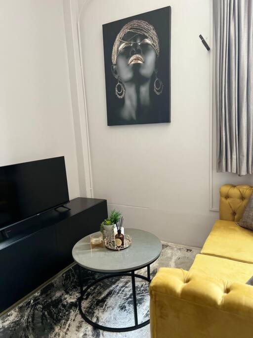 'luxury Cosy
