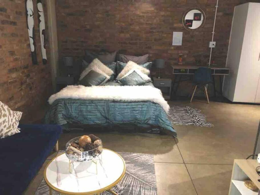Apartment 317 Maboneng On Craft