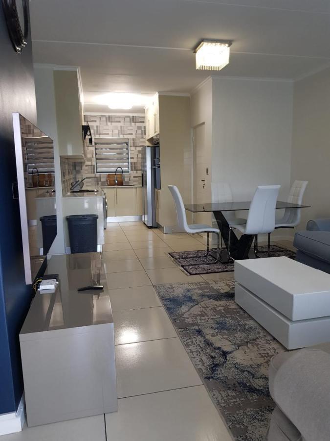 Apartment Royal Xtian Elegant 3 Bedrooms Johannesburg