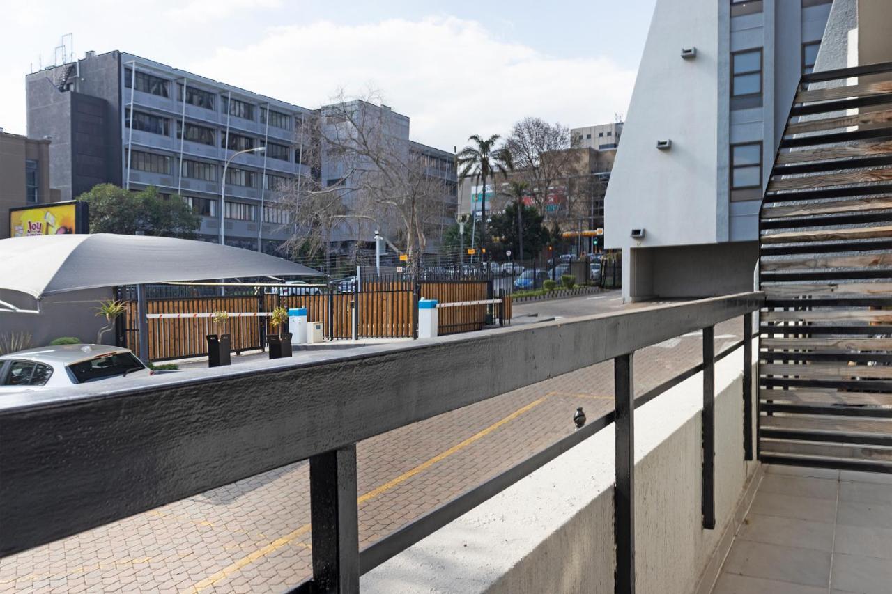 Apartment Urban Oasis At The Bolton Johannesburg