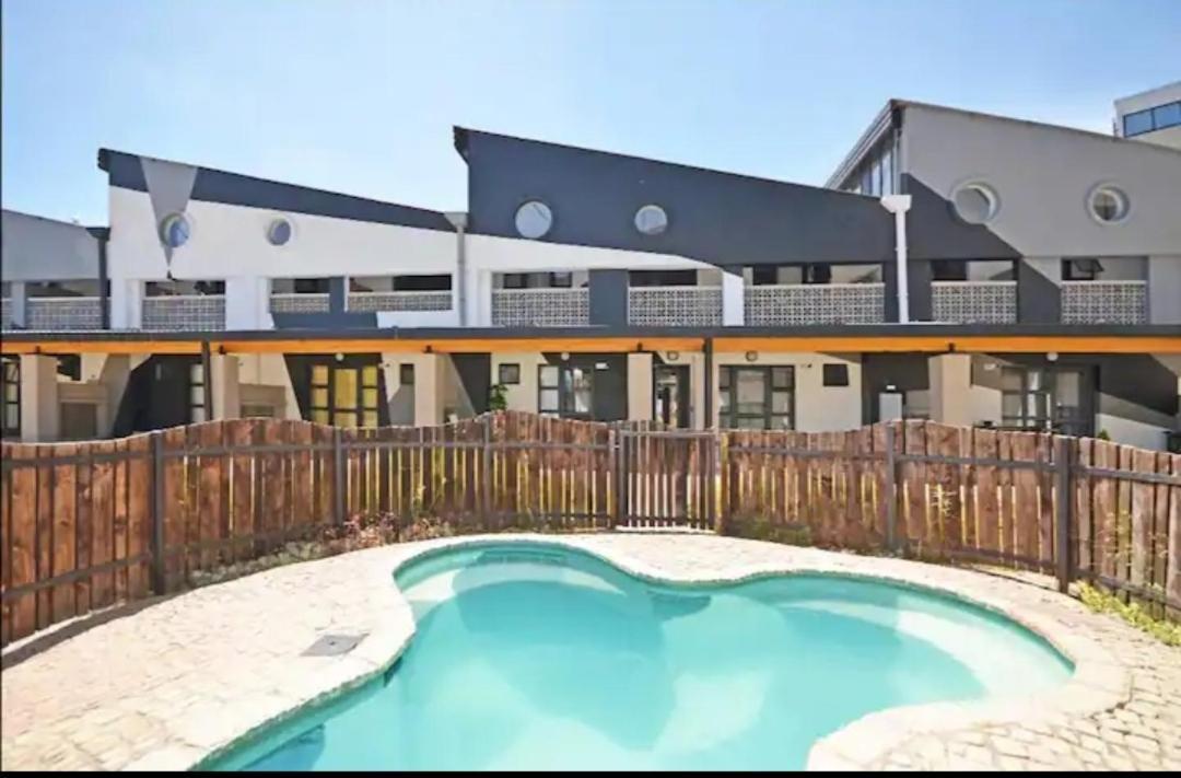 On Main - Craftsmanship By Design Johannesburg