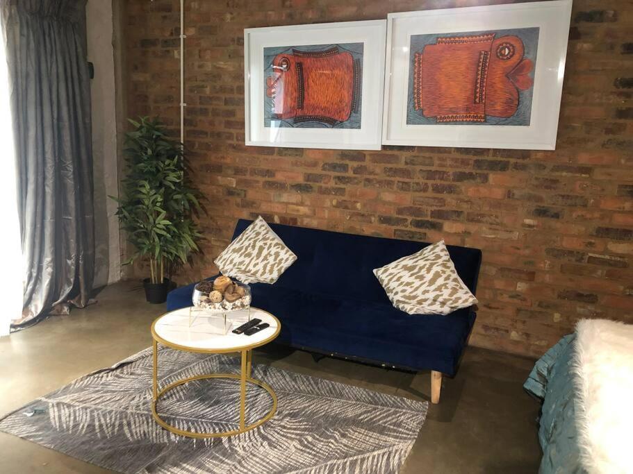 Apartment 317 Maboneng On Craft *