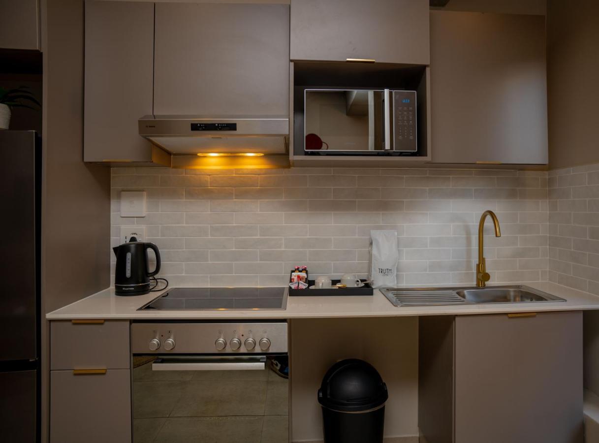 Blackbrick Sandton Two 4*