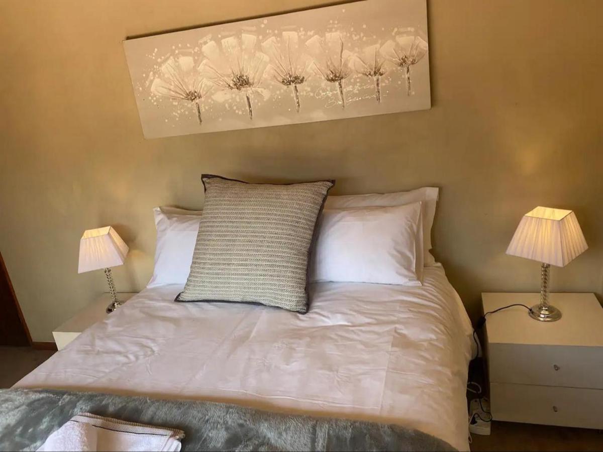 Tuscan Rose Bed & Breakfast Johannesburg