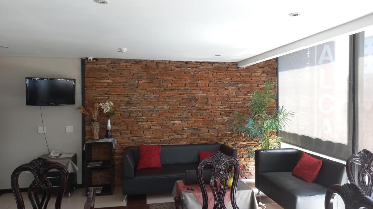 Alcazaba Khách sạn 4*