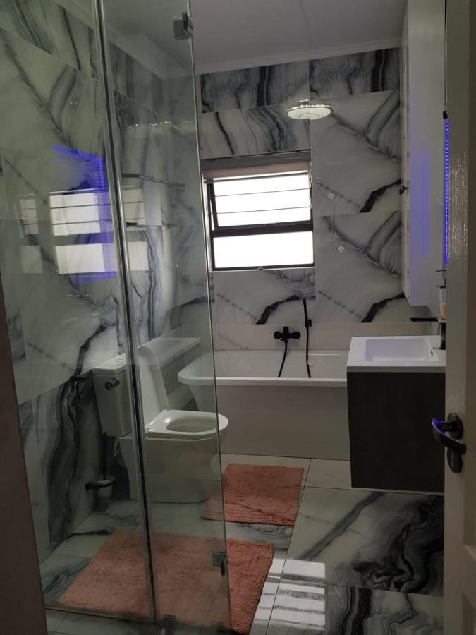 Royal Xtian Elegant 3 Bedrooms * Johannesburg