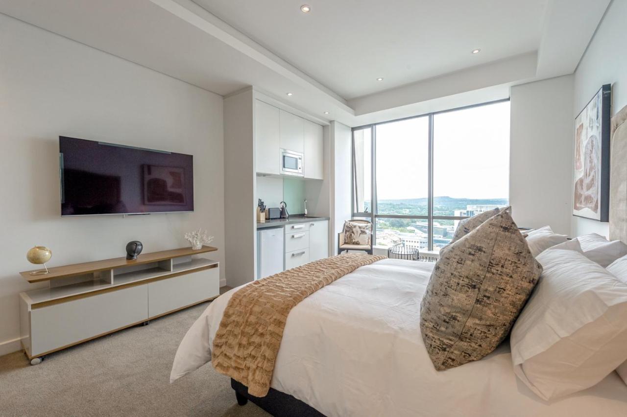 Sandton Skye Serviced Apartment Johannesburg