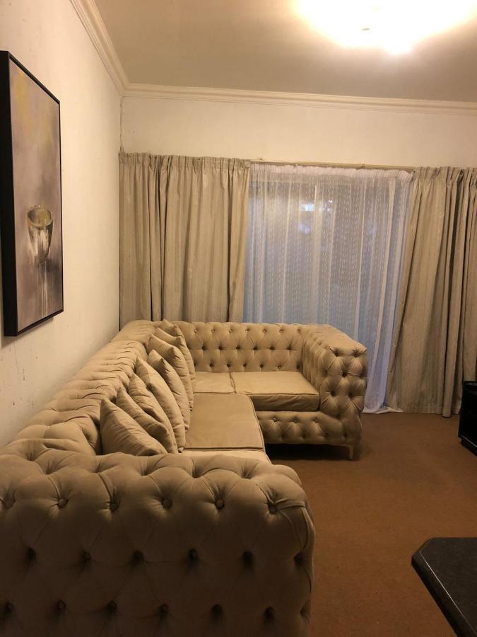 The Don Apt, Greenstone