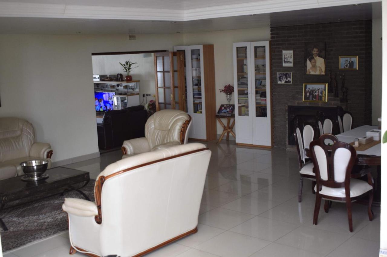 Lalela House *