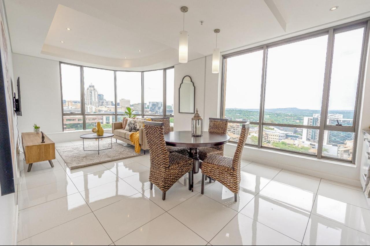 Urban Oasis At Sandton Skye * Joanesburgo