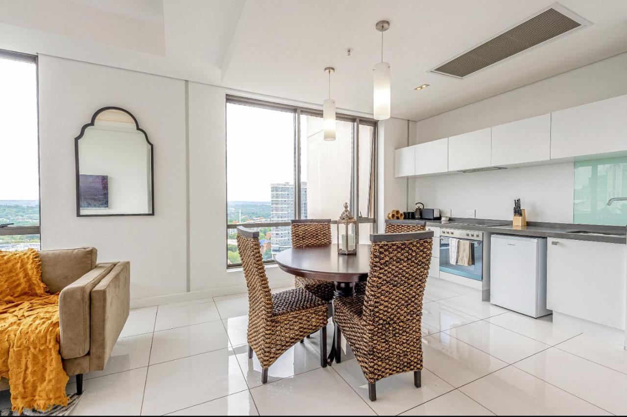 Urban Oasis At Sandton Skye *