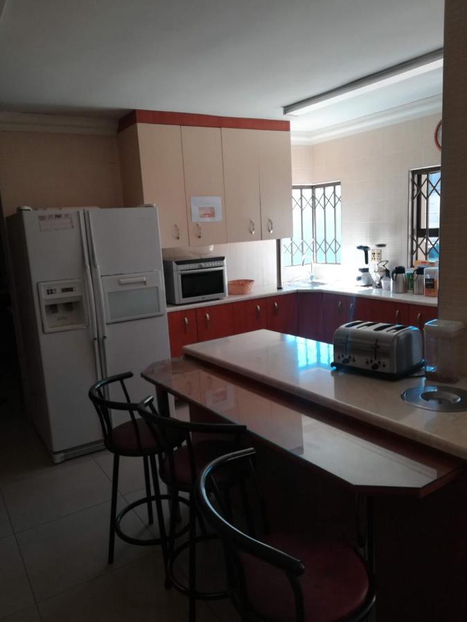 Homestay Lalela House
