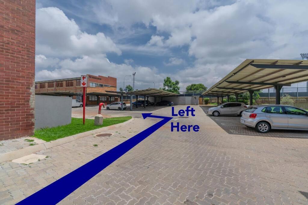Modern 1 Bedroom In Braamfontein Werf Johannesburg