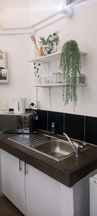 Chic Maboneng Balcony With Stunning City Views Joanesburgo