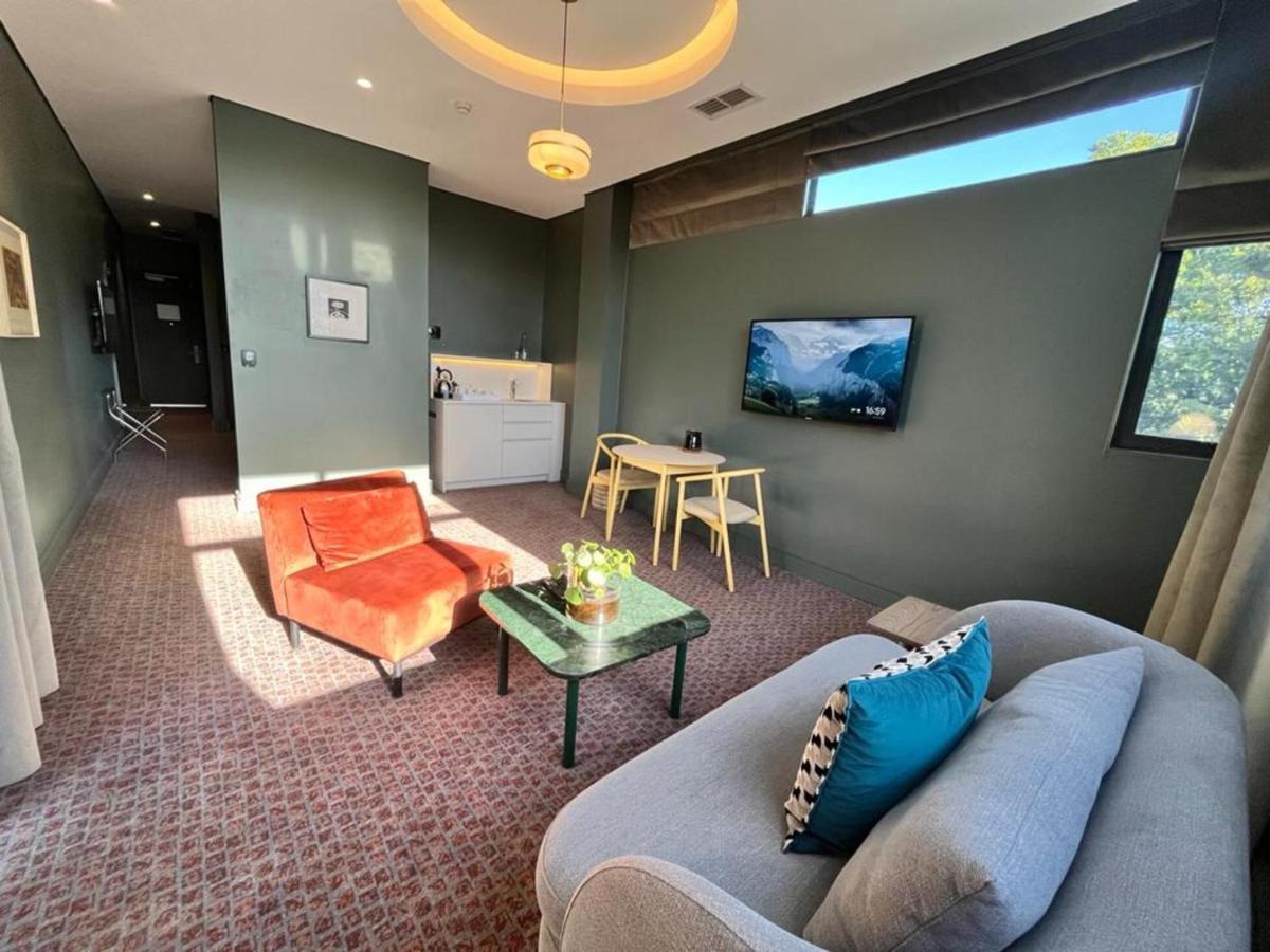Rosebank 4*